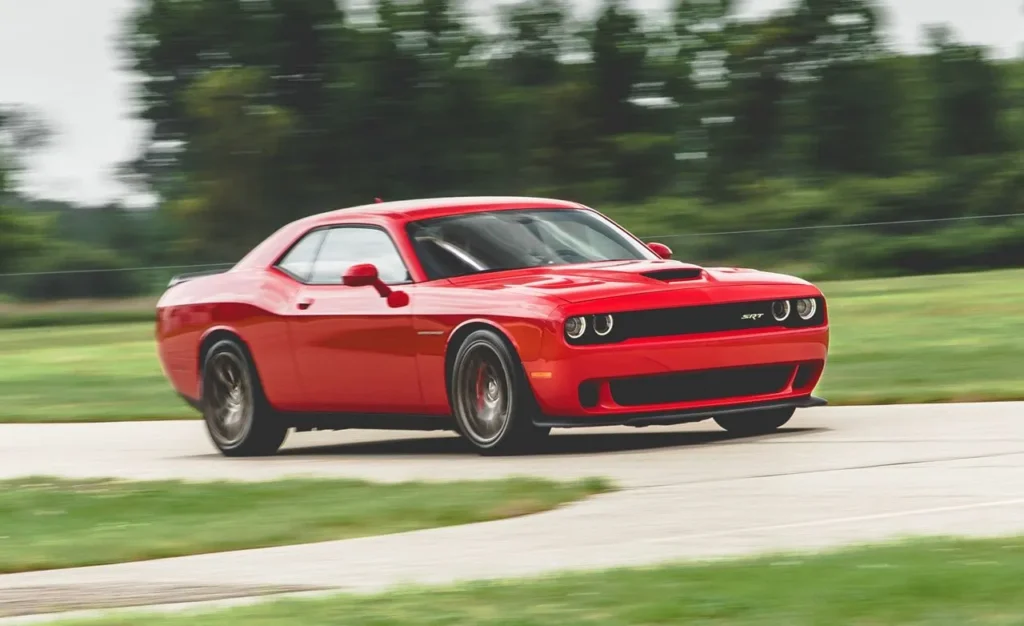 2015-dodge-challenger-srt-hellcat-test-review-car-and-driver-photo-625954-s-original